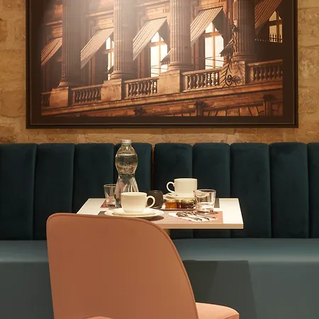 Hotel Atmospheres