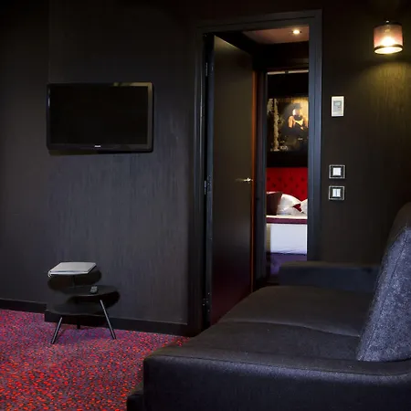 Hotel Atmospheres 4*