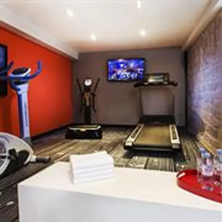 Hotel Atmospheres 4*