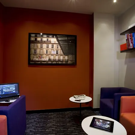 アトモスフェア ホテル 4*