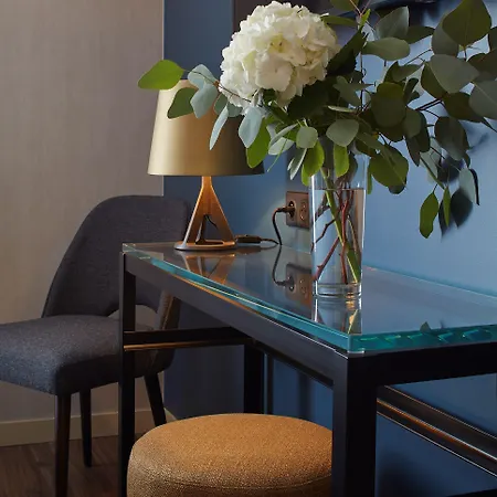 Hotel Atmospheres 4*