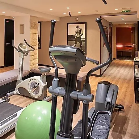 Hotell Atmospheres 4*