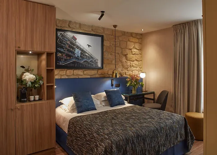 Hotel Atmospheres 4*