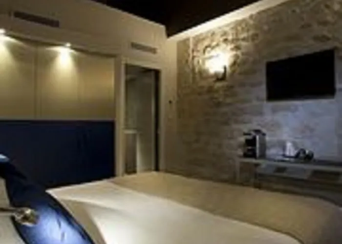 Atmospheres Hotel 4*