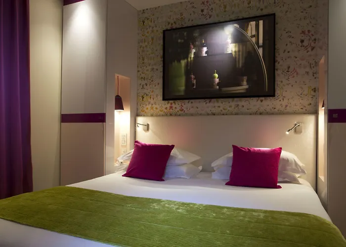 Atmospheres Hotel 4*