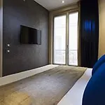앳모스피어 호텔 4*