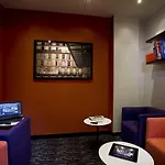 앳모스피어 호텔 4*