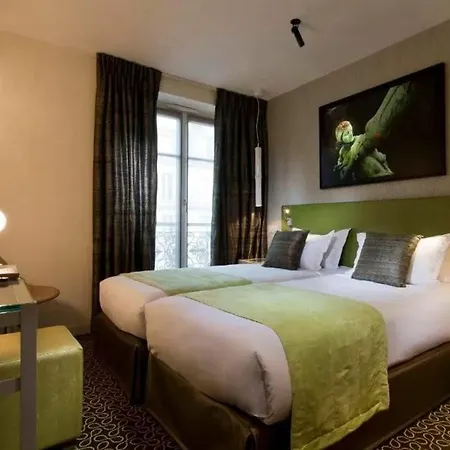 Atmospheres 4* Paris