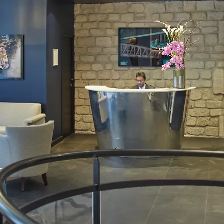 Hotel Atmospheres 4*