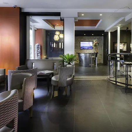 Atmospheres Hotel 4*